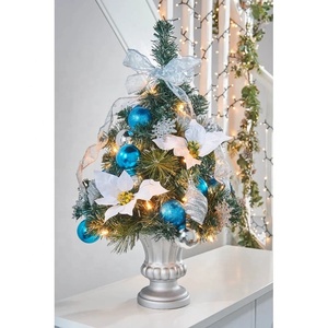 2025 nouvelle <span class=keywords><strong>belle</strong></span> décoration d'arbre <span class=keywords><strong>de</strong></span> Noël <span class=keywords><strong>de</strong></span> bureau en matériau PVC - Product Image 4