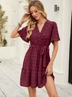 Robe bordeaux à manches volantées et col en V avec ceinture pour femme, style décontracté et élégant