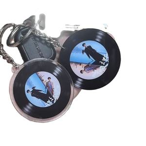 <span class=keywords><strong>Chip</strong></span> inteligente impreso de alta calidad Etiqueta integrada Álbum de música Nfc Llavero para la diversión - Product Image 1