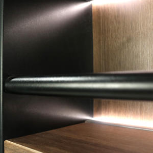 Armoire de cuisine moderne de luxe italienne avec lumière LED Étagère de rangement en MDF Étagère à épices Panneau en bois aluminium - Product Image 5