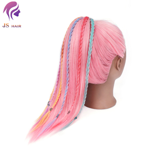 2020 Têtes de mannequin Cosmetolofy avec mannequin en cheveux synthétiques avec support, tête d'entraînement rose pour la pratique de la coiffure - Product Image 6