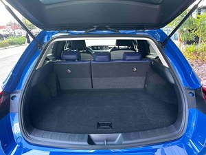 Auto Usado en Buen Estado, <span class=keywords><strong>Lexus</strong></span> <span class=keywords><strong>UX</strong></span> 2020, 2.0L Híbrido E-CVT SUV, Volante a la Izquierda, 146HP, Consumo de Combustible de 4.6L, Vehículo de Segunda Mano en Venta - Product Image 5
