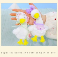 Boneka Bebek Putih Lucu Super Lembut 15cm Penghilang Stres Kawaii Kartun Gantungan Tas Boneka untuk Anak Perempuan Hiasan Kamar Tidur Sofa