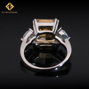 Anillo de Compromiso de Plata de Ley 925 con Diamante Corte Princesa Amarillo para Mujer, en Existencia - Product Image 4