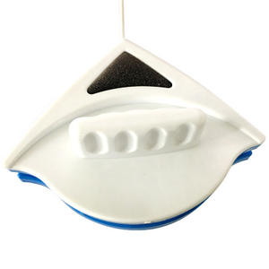 Brosse de nettoyage d'essuie-glace magnétique facile à nettoyer Nettoyeur de <span class=keywords><strong>vitres</strong></span> double face Nettoyeur de <span class=keywords><strong>vitres</strong></span> utile <span class=keywords><strong>pour</strong></span> <span class=keywords><strong>les</strong></span> sols hauts - Product Image 3