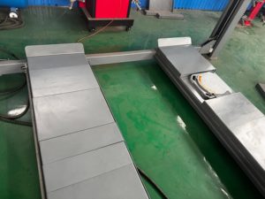 ลิฟท์ยกรถแบบ 4 เสา ใหม่ ลิฟท์ยกรถไฮดรอลิกแบบเคลื่อนที่ 4 เสา ลิฟท์ยกรถแบบ 4 กระบอกสูบ 4 เสา รุ่น Launch - Product Image 6