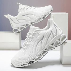 Chaussures de sport et de marche en plein air légères, confortables et respirantes pour hommes et femmes, style moderne et tendance, toutes saisons. - Product Image 4