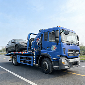 Dépanneuse DongFeng 4x2 avec grue articulée de 4 tonnes, empattement de 3800 mm, <span class=keywords><strong>camion</strong></span> de récupération routière avec treuil hydraulique et élévateur sous châssis - Product Image 1