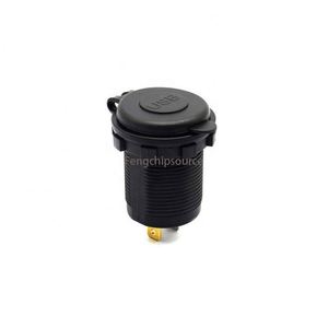 Cargador de Coche Aplicable para Automóviles, Motocicletas, Barcos y Yates, Cargador de Teléfono Móvil Modificado TIPO-C/PD45W +2.4A - Product Image 3