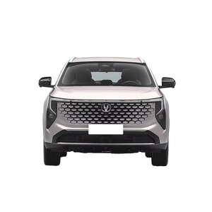 Changan CS55PLUS berline automatique manuelle R16/R17/R18 pneus Turbo moteur électrique essence lumière sombre FWD Changan Automobile - Product Image 1