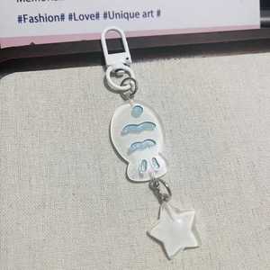Porte-clés Mignon en Forme de Petit Poisson, Porte-clés en Résine Dessin Animé, Joli Pendentif de Sac, Décoration Suspendue pour Étui d'Écouteurs, Porte-clés Taiyaki Rose - Product Image 6