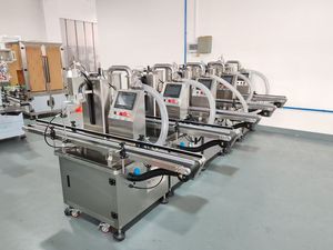 Machine de remplissage et de bouchage entièrement automatique intégrée, ligne de production universelle pour pommades et liquides - Product Image 5