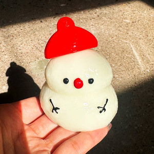 Jouet Squishy Créatif Bonhomme de Neige Rouge - Super Adhésif Portable Anti-Stress Cadeau pour Enfants et Adultes Vente en Gros de Jouets Squishy - Product Image 2