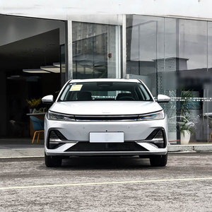 รถยนต์ Geely Galaxy A7 สีขาว PHEV ซีดาน ยานยนต์ Geely รถยนต์ไฟฟ้า ไฮบริด สำหรับการเดินทางในเมือง - Product Image 2