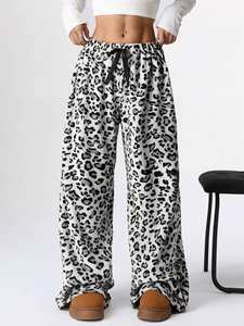 Pantalons à imprimé léopard en stock pour l'automne et l'hiver - Vêtements de rue cool et décontractés pour femmes, pantalons à jambes larges et à jambes droites, vêtements pour femmes - Product Image 3