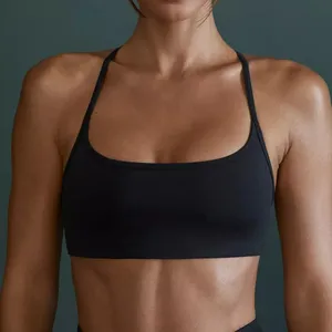 Oem egzersiz kolsuz çapraz geri Strappy Yoga sutyeni spor kadın aç geri ince kayış Backless spor sutyen