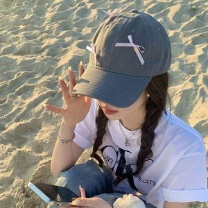 Casquette de baseball en coton personnalisée pour femme, brodée à la main, style urbain sportif, avec nœud, sangle réglable, idéale pour le quotidien, les sports et les fêtes - Product Image 3