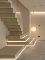 ECT 2023 Intérieur Design Moderne Bande de roulement en bois avec lumières Escalier flottant