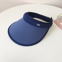Chapeau de pare-soleil d'été à rayures pour femmes avec bandeau en soie glacée à large bord pour les sports de plein air et les voyages