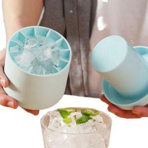 Vente chaude Portable Espacement Économie Bac À Glaçons Haute Qualité Nouveau Design Silicone Ice Cube Maker Genie Ice Cube Moule - Product Image 1