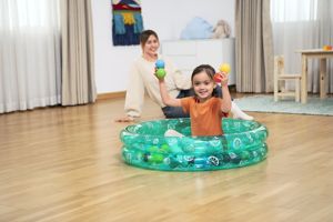 Piscina gonfiabile per bambini 51141 PVC Splash & Play con 50 palline, resistente ai raggi UV - Product Image 3