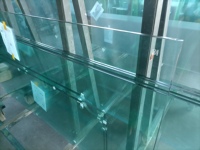 Verre trempé ultra-clair de haute qualité 10 mm, directement de l'usine, pour fenêtre, avec protection UV et stabilité thermique