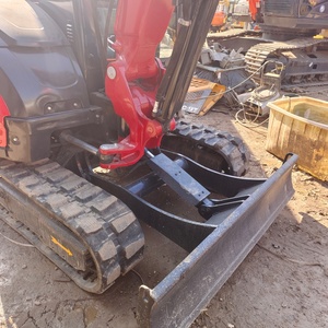 Miniexcavadora Usada Yanmar ViO55 de Giro Cero, Excavadora Compacta de Orugas para Trabajos en Espacios Reducidos - Product Image 3