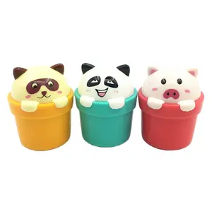 OEM vente en gros 30ml poupée animale Panda cochon raton laveur forme petit pot à crème en plastique PP récipient avec bouchon à vis en plastique