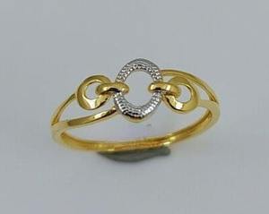 Exquisito Anillo de Oro de 22 Quilates con Acabado Pulido Brillante para Mujer, Ideal para Ceremonias de Compromiso, Celebraciones Nupciales y Regalos de Aniversario - Product Image 2