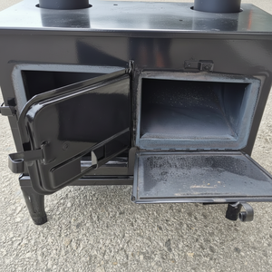 Dorello Poêle de cuisson en fonte Chauffage traditionnel avec utilitaire intemporel - Product Image 1