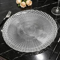 Assiettes de présentation rondes en verre transparent de haute qualité du Moyen-Orient, assiettes de dîner en verre durables pour banquets et décoration de table