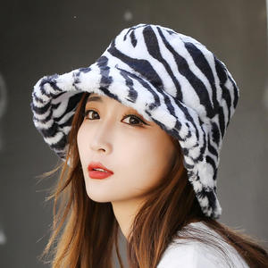 Czelrine <span class=keywords><strong>2022</strong></span>, sombrero de cubo de lana de <span class=keywords><strong>invierno</strong></span> con estampado de ganchillo personalizado para mujer, patrón de dibujos animados de Alligen informal - Product Image 3