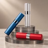 Flacon pulvérisateur atomiseur 10 ml rechargeable pour parfum, étui de voyage portable en aluminium, intérieur en verre à mécanisme rotatif, vente en gros OEM