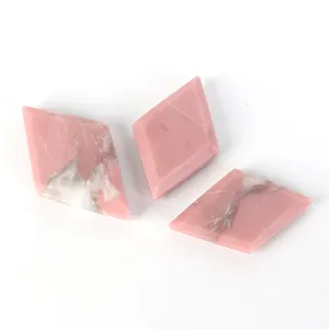 Großhandel Natürliche Kristall-Hochqualitäts-Scheibe rosa Opal Rhombus Schiebe Heilung Steine zur Dekoration