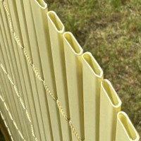 Balustrade de balcon décorative en PVC couleur bambou, résistante aux UV, moderne, naturelle, pour appartement, offrant une intimité
