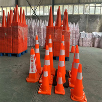 Cônes de signalisation routière en PVC en gros 30/45/70/75/90cm, cônes de sécurité routière flexibles en PVC orange, fournisseur