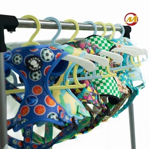 <span class=keywords><strong>Harnais</strong></span> pour <span class=keywords><strong>chien</strong></span> en néoprène pour animaux de compagnie personnalisé de Noël de concepteur imperméable avec texte personnalisé - Product Image 4