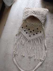 Bolso de Hombro Bohemio de Macramé Tejido a Mano con Borlas, Bandolera Ligera con Cierre de Cremallera y Flecos para Playa y Uso Diario - Product Image 5