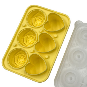 Bandeja de Hielo Grande con Tapa, Edición Negra Rosa + Corazón, Molde para Hielo de Whisky de 4.6 cm - Product Image 5
