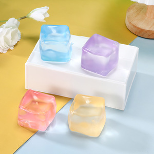 Jouet créatif transparent en forme de cube de glace, souple, coloré, réaliste, tridimensionnel, carré, en TPR, anti-stress, en silicone - Product Image 3