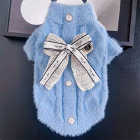 Pull pour animaux de compagnie de style français de luxe |   Vêtements élégants pour chien en tricot avec nœud en tweed et bordure en perles pour petits animaux