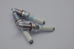 Set di 4 Candele ad Alte Prestazioni in Iridio-Platino per Auto Ford Edge CDQ 2015- .ILTR6G8G - Product Image 4