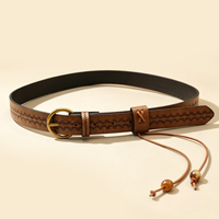 Damen Casual Vintage Bohemian Taillengürtel mit Gravur, PU-Riemen, Legierungsdornschließe, Perlen und Quasten, 2,8 cm breit, für Cottagecore-Outfits