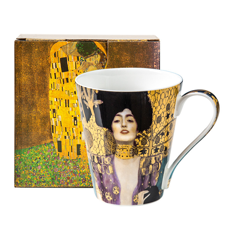 Gold Judith