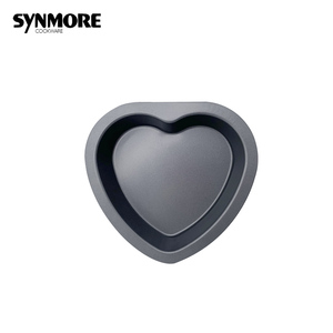 Moules à gâteau en acier au carbone durables en forme de cœur, plaques de cuisson personnalisées pour la Saint-Valentin, les mariages, les anniversaires - Product Image 1