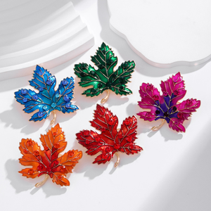Al por mayor, nuevos broches de corsage de boda de aleación de arce, estilo retro chino mejorado, accesorios de esmalte degradado para mujer, ideales para regalos. - Product Image 2
