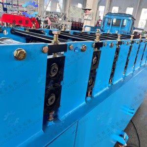 Máquina Formadora de Vigas Laterales para Puertas Enrollables de Acero Inoxidable con Motor PLC - Product Image 5