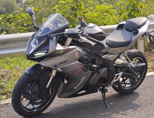 Motocicleta <span class=keywords><strong>Benelli</strong></span> Tornado 302R 300cc para Calle y Pista con ABS - Product Image 4