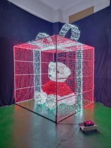 Đồ trang trí Giáng sinh ngoài trời khổng lồ bằng đèn LED 3D hình cây thông, bánh gừng, kẹo que, tàu Thomas - Product Image 3