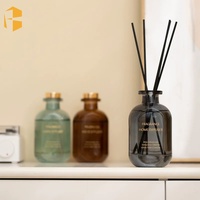 150ml vente en gros personnalisé forme spéciale couleur translucide vide verre diffuseur bouteille luxe Reed diffuseur bouteille avec couvercles